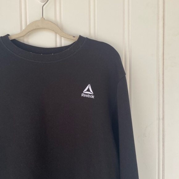 Men’s Reebok Sweatshirt - Picture 2 of 4